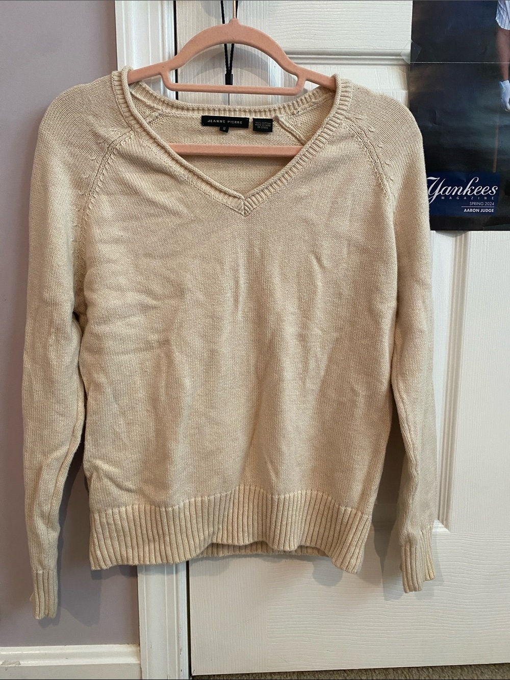 Jeanne Pierre Women’s Small 100% COTTON Cream V-Neck Women's Sweater